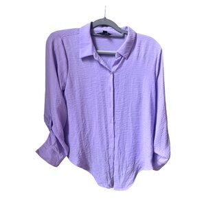 Simply Vera Wang Lilac Button-Up Blouse Roll Tab Sleeve Longer in back Small